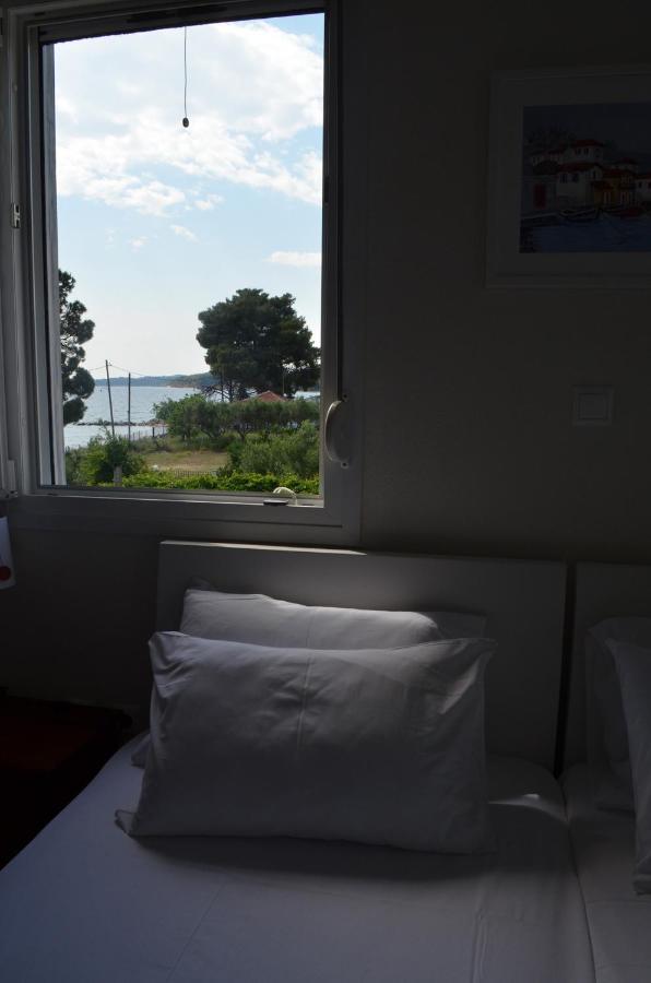 Lemon Beach Front Apartment, Nikiti Exterior foto