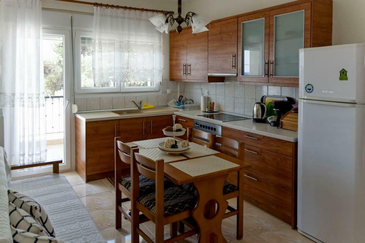 Lemon Beach Front Apartment, Nikiti Exterior foto